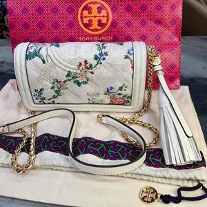 Fleming soft Printed Wallet Crossbody